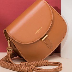 New large-capacity women's bag, messenger bag, woven shoulder strap, shoulder ba